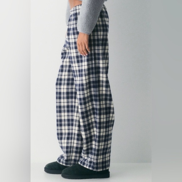 Aritzia Pants - Aritzia Slowdown 100% Cotton Plaid Low Rise Wide Leg Pants